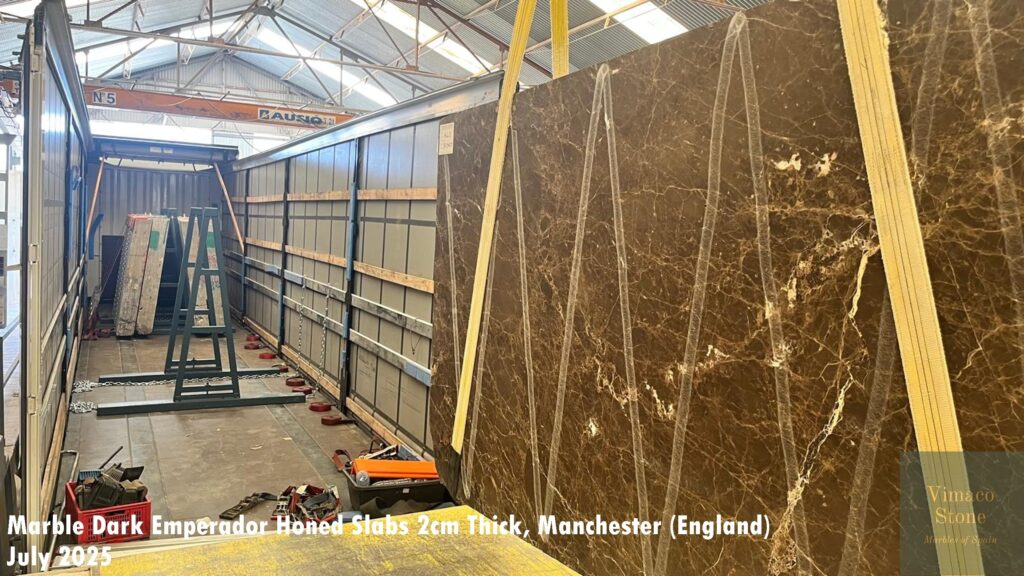 MARBLE DARK EMPERADOR HONED